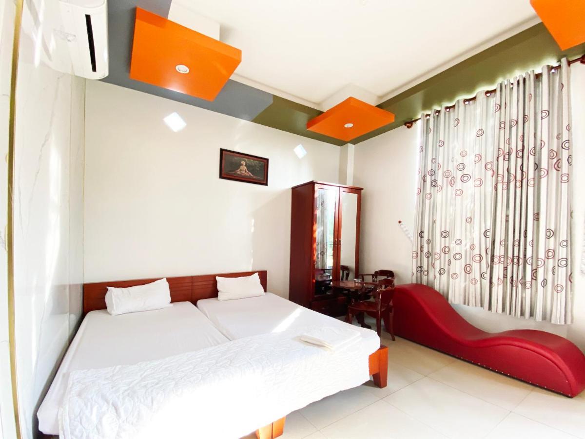 Ngoc Kha Tu 1 Hotel Long Xuyen Exterior photo