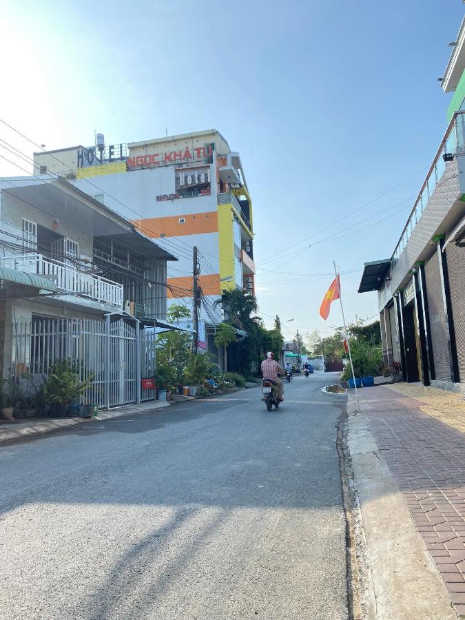 Ngoc Kha Tu 1 Hotel Long Xuyen Exterior photo